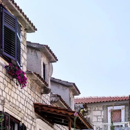 Mediterranean Old House * Kastela